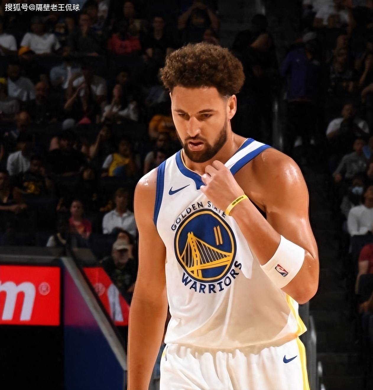 像一面镜子 像一面镜子